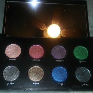 Moondust palette