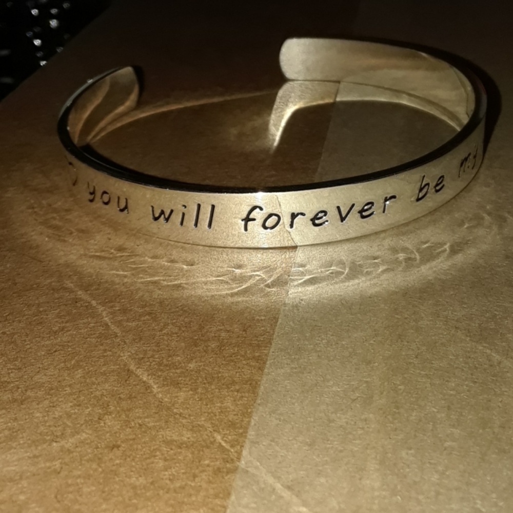 Bracelet