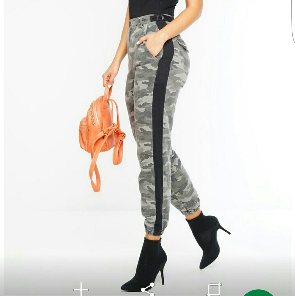 Camo pants