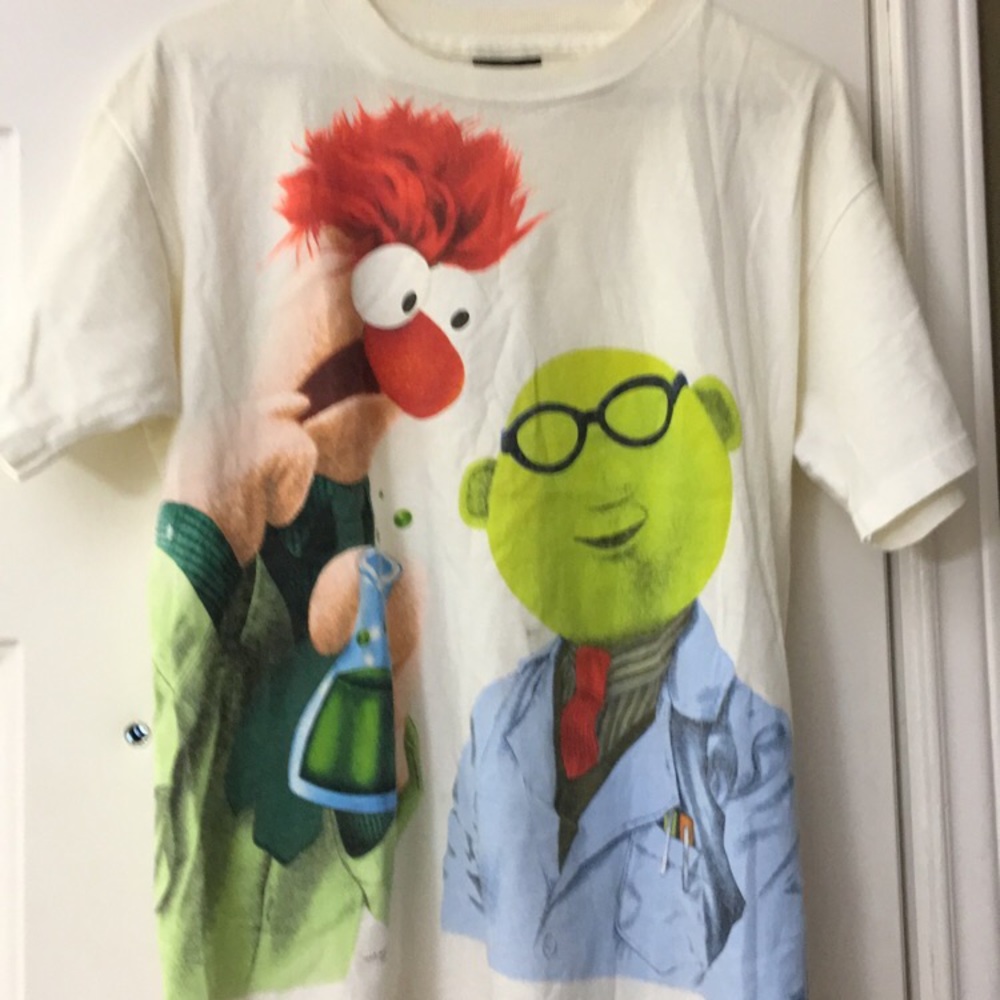 Dr. Bunsen Honeydew & Beaker t-shirt
