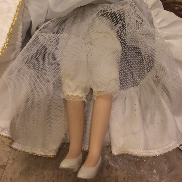 Collectable Porcelain Doll - Picture 4 of 5