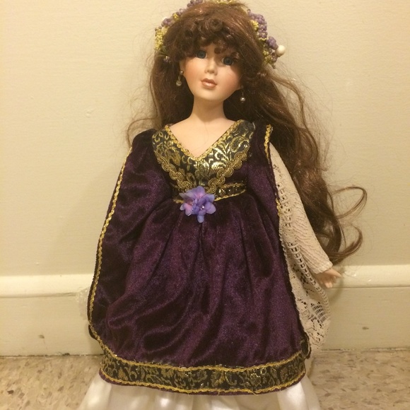 Collectable Porcelain Doll - Picture 5 of 5