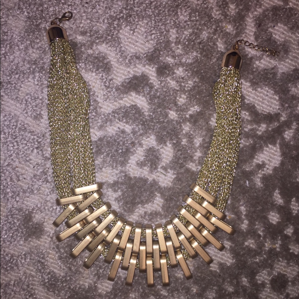 Statement necklace