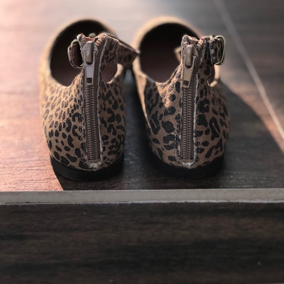 Leather Cheetah Print Ankle Strap Ballet Flats - Picture 4 of 8