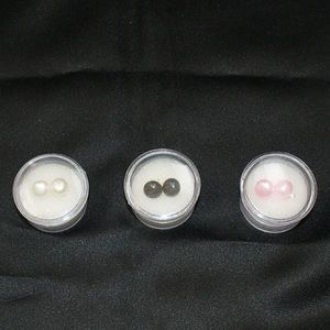 Classic Pearl Earrings