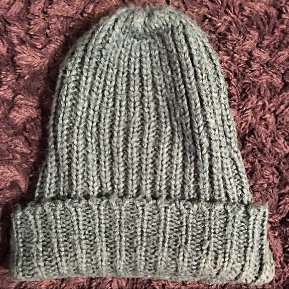 Forever 21 Slouch Beanie - Picture 1 of 4