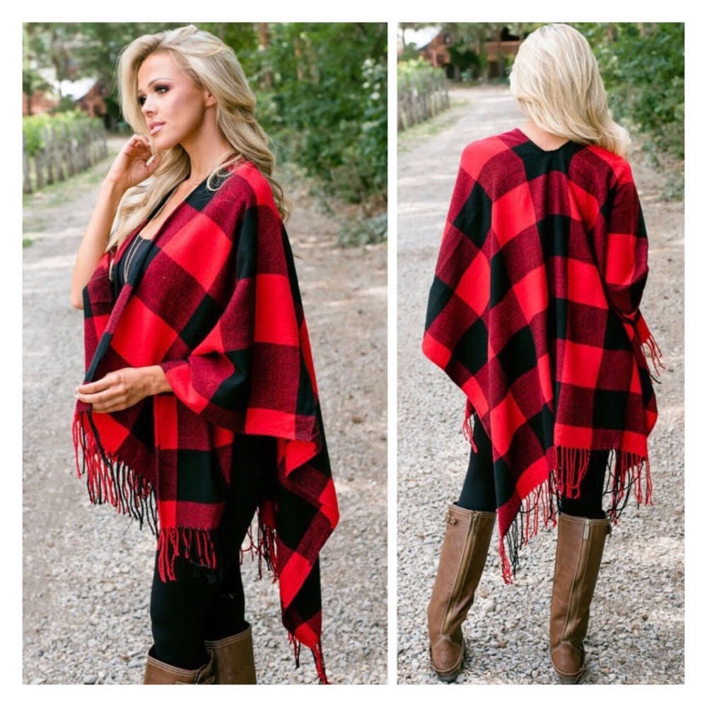 New Arrival- Buffalo Check Tassel Poncho - Picture 2 of 4
