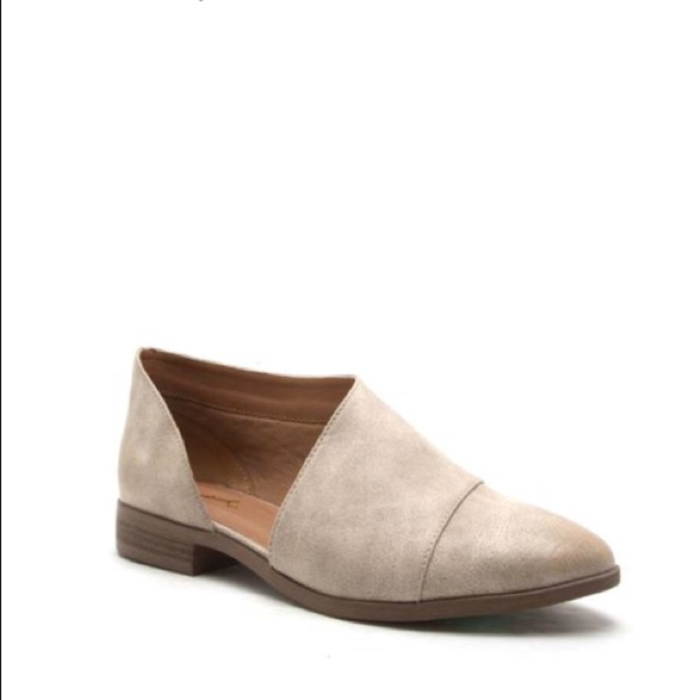 1 LEFT!!! NWT. Stone open shank flats - Picture 4 of 4