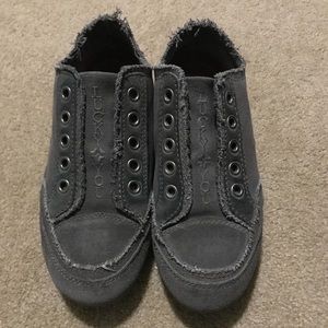 Lucky Brand no lace slip on shoe