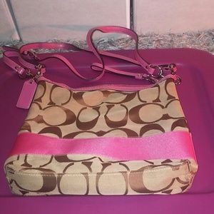 Coach pink signature bag