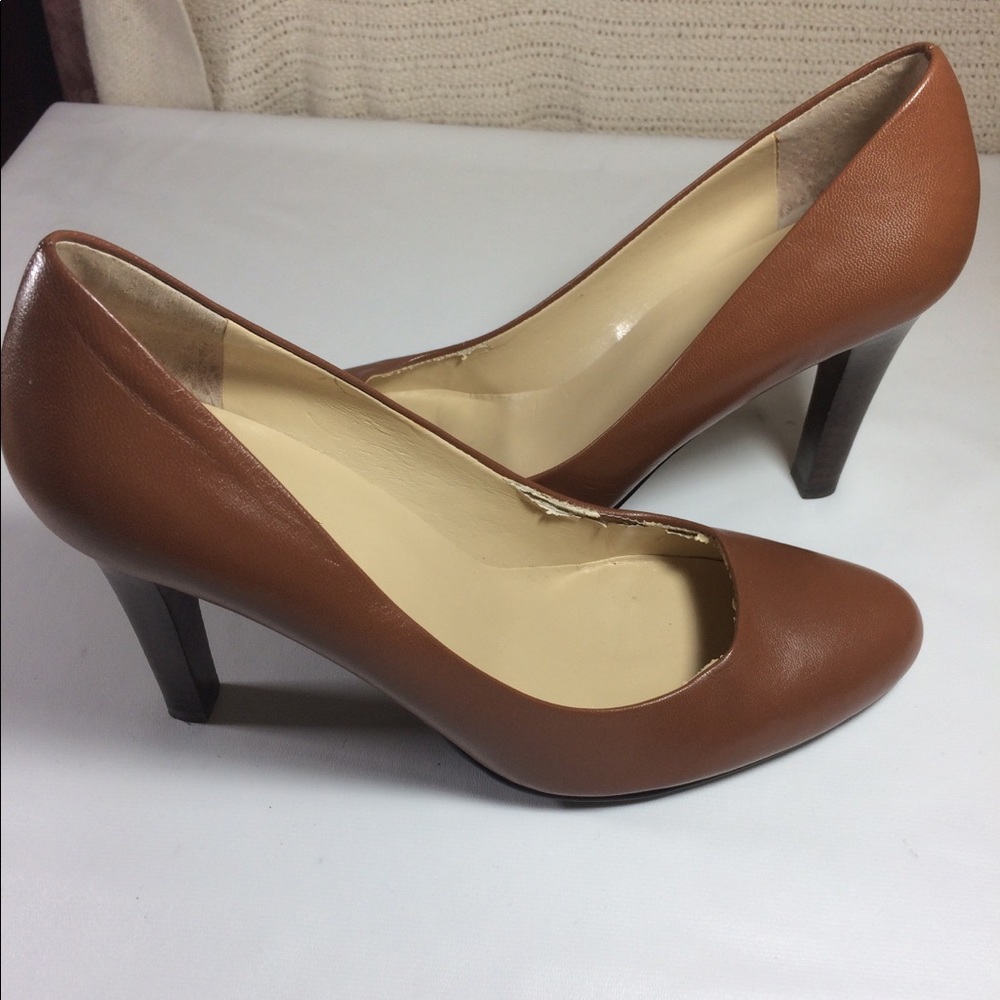 5/$20 Lauren Ralph Lauren Brown Stiletto Pumps