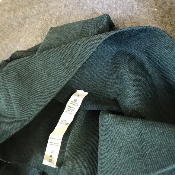 Lululemon-Sold - Picture 3 of 4