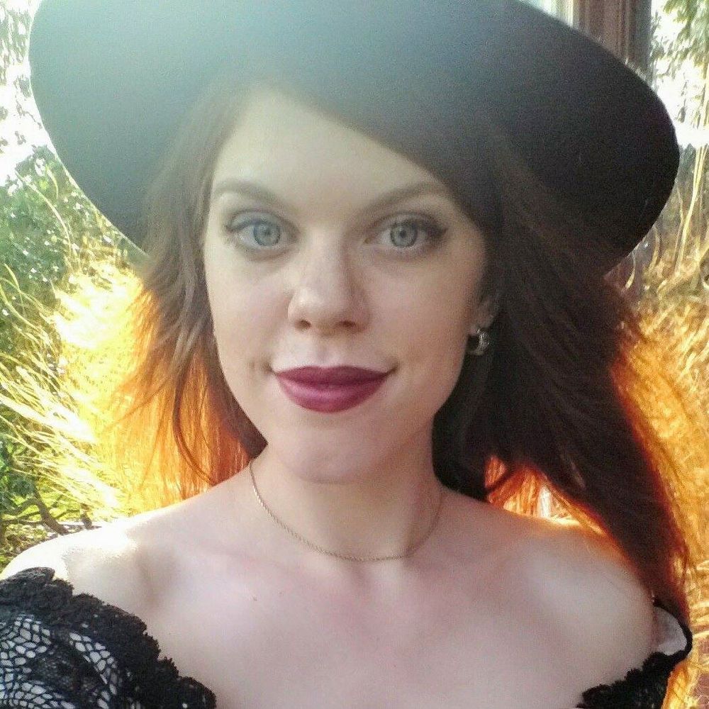 Meet your Posher, Lori