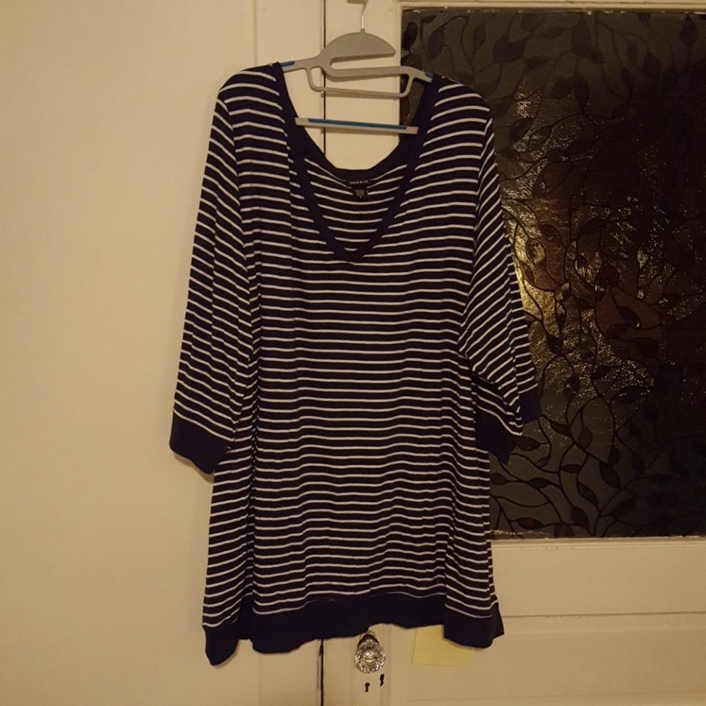 Stripped Navy 3/4 length Shirt