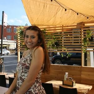 Meet your Posher, Emma