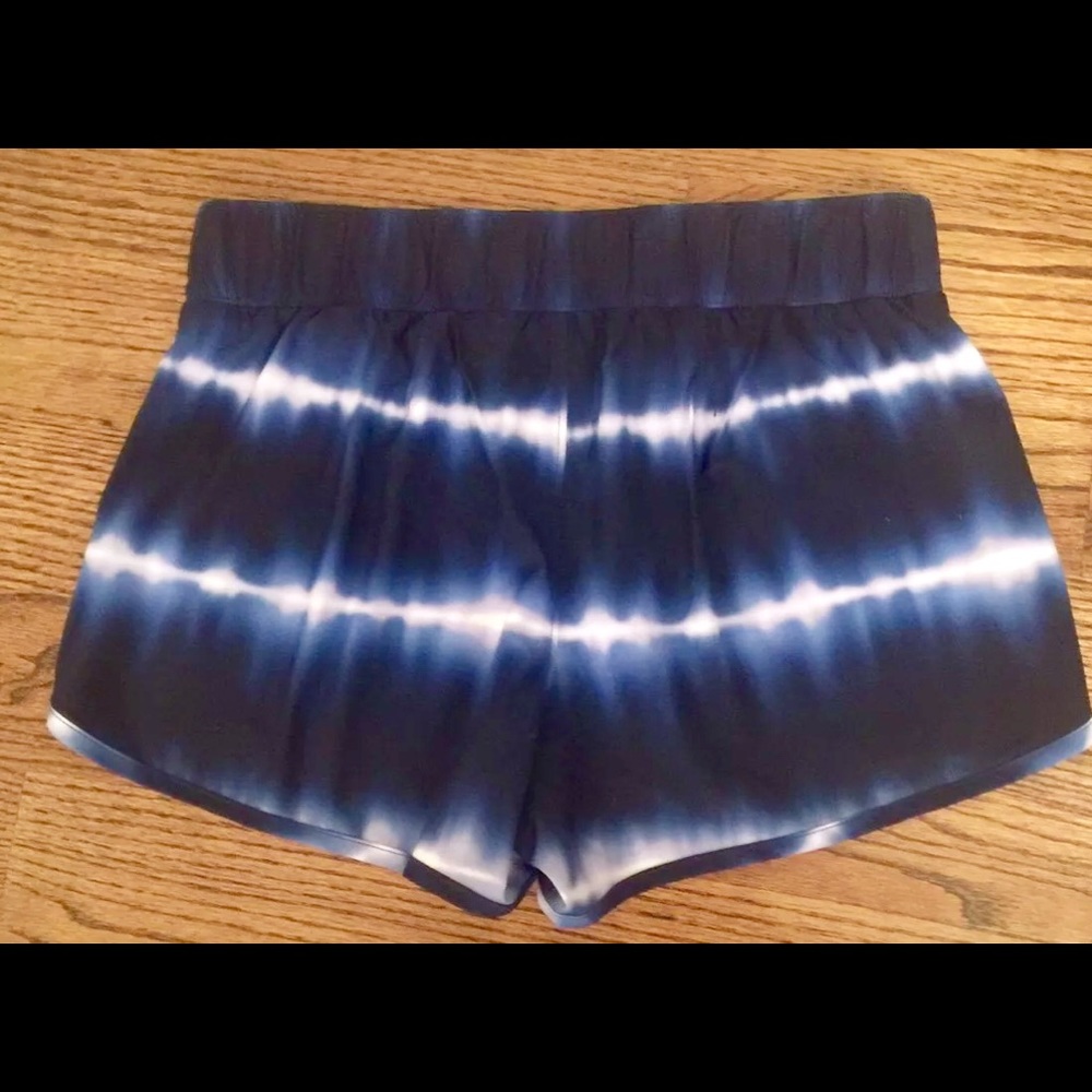Athleta shorts size xs.