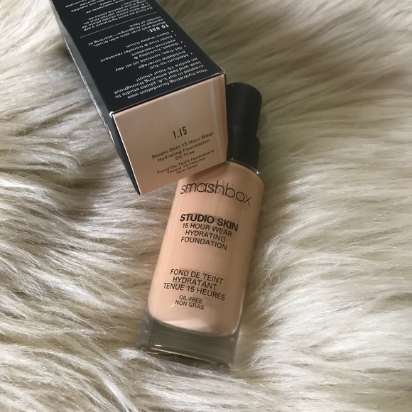 SMASHBOX studio skin foundation -1.15 - Picture 2 of 4