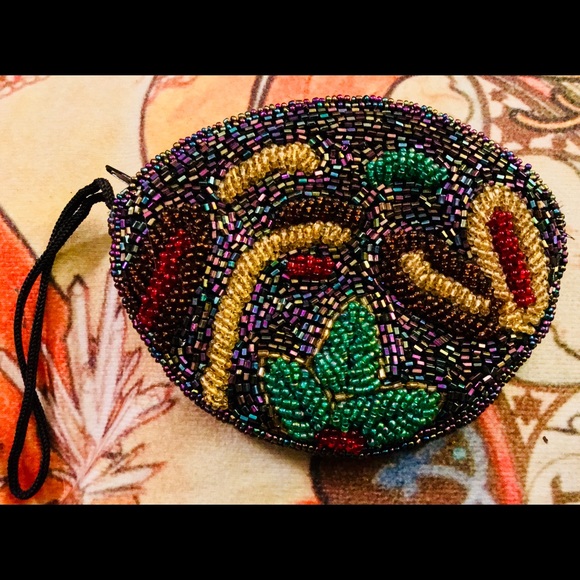 Vintage Beaded Coin Purse - Picture 1 of 3