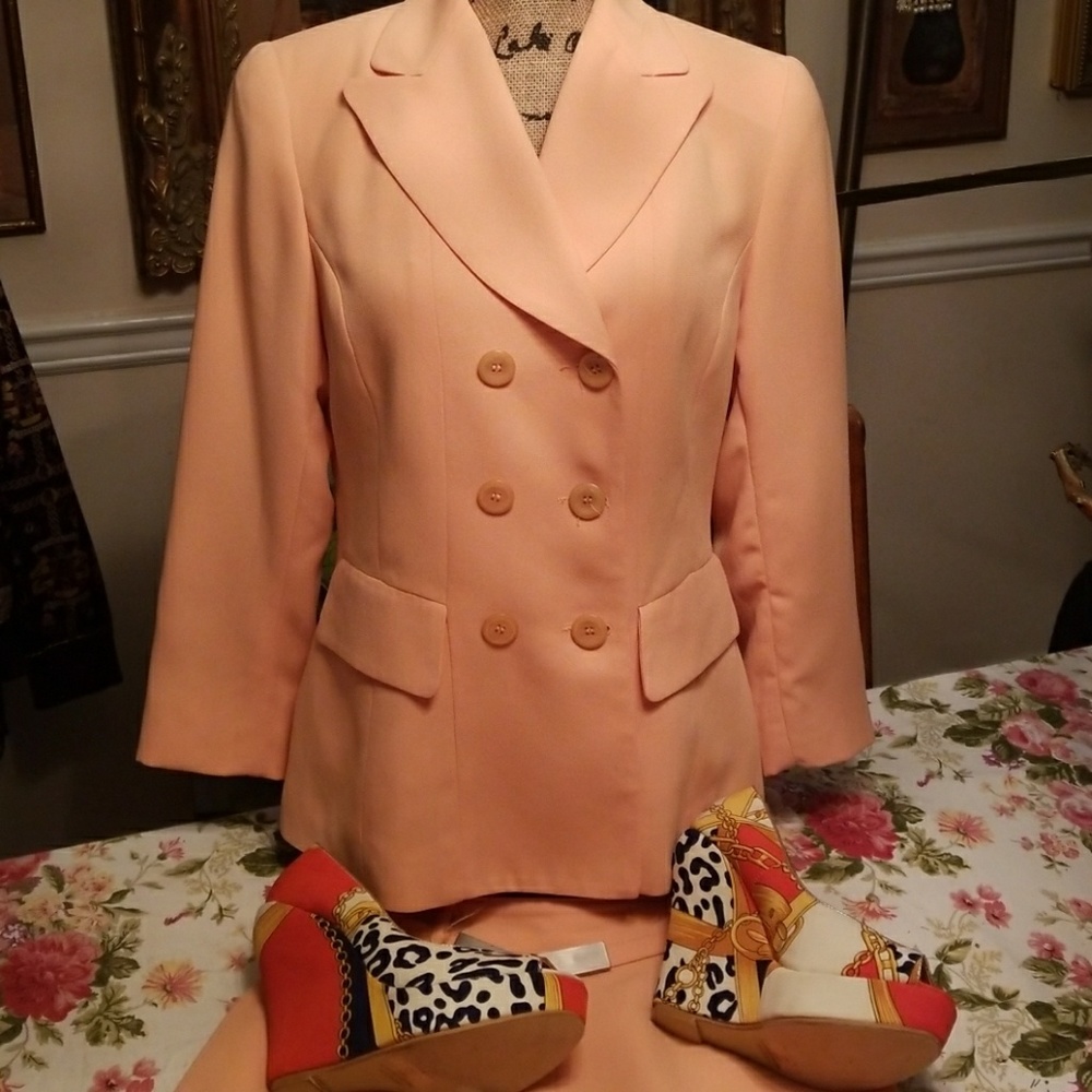 FEMME DE CARRIERE PANTSUIT