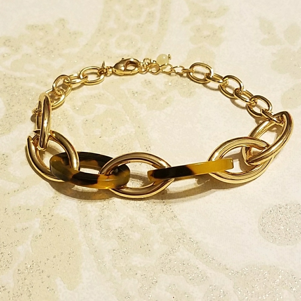 New Gold link bracelet