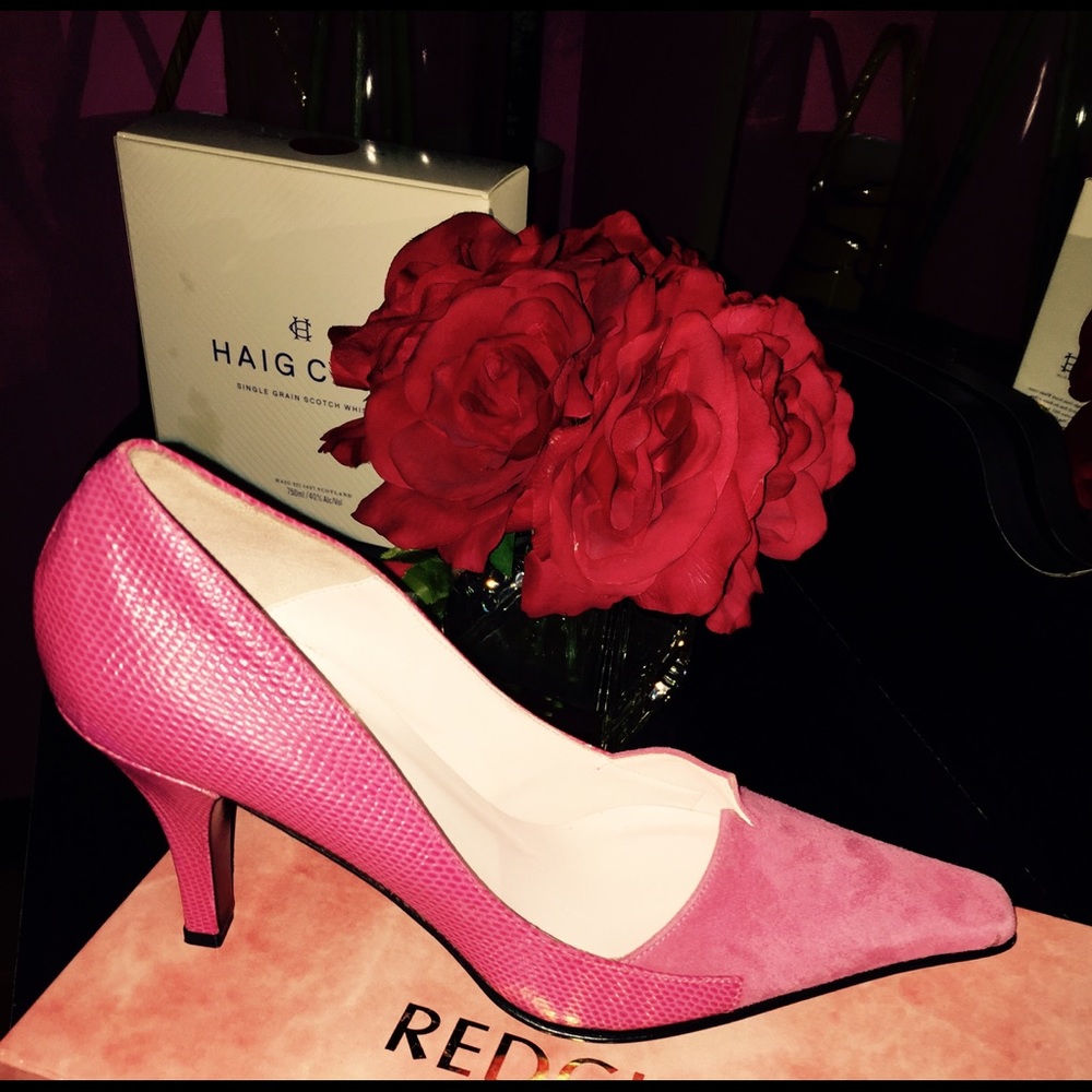 NEW WOMEN’S SHOES/SIZE 7/MADE IN ITALY
