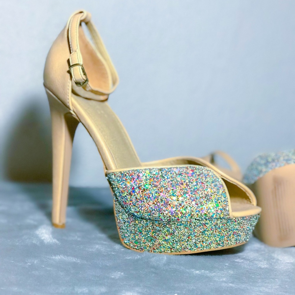 F21 T-Strap Peep Toes