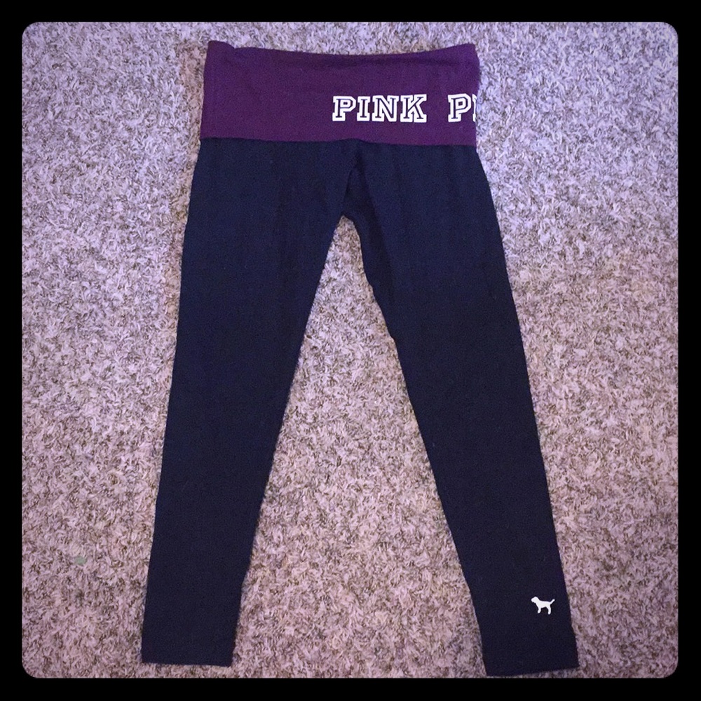 PINK yoga leggings