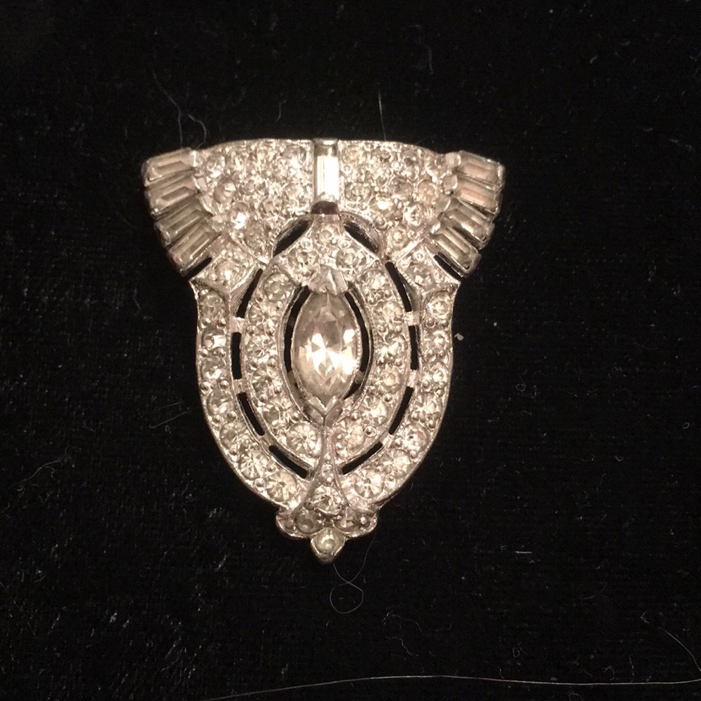 dress clip