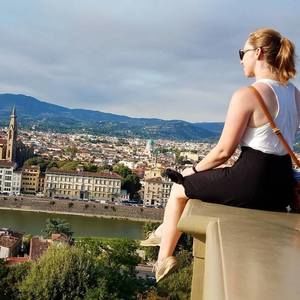 Meet your Posher, Alison