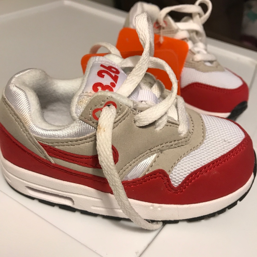 Toddler Nike air max 3.26