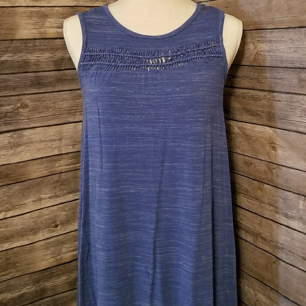 Maternity flowy tank top