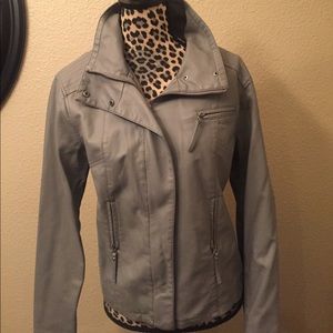 *NWOT SOFT GRAY FAUX LEATHER JACKET