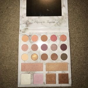 BH Cosmetics Carli Bybel Eyeshadow Palette