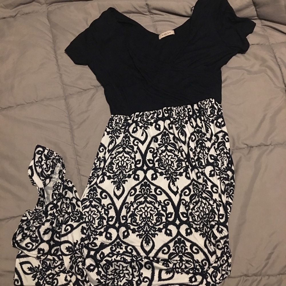 Gilli navy and white maxi dress