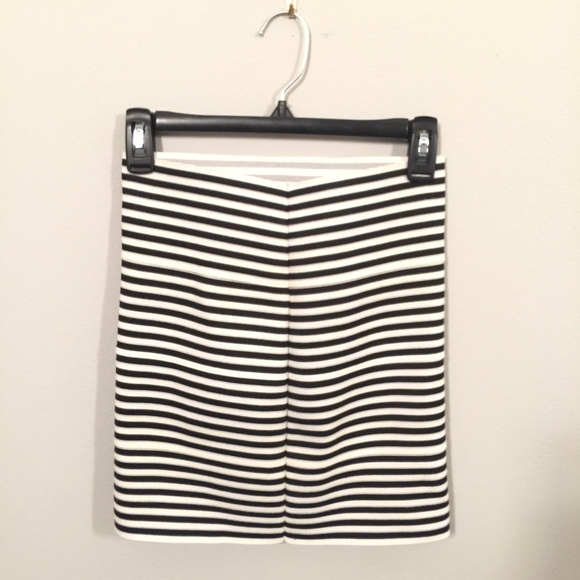 Bodycon striped mini skirt - Picture 4 of 7
