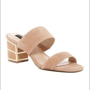 Steve Madden Siggy Mules In Sand