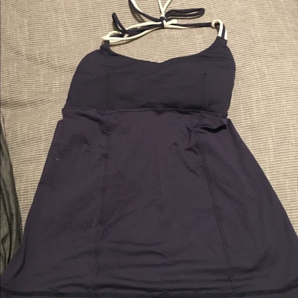 Lululemon tank