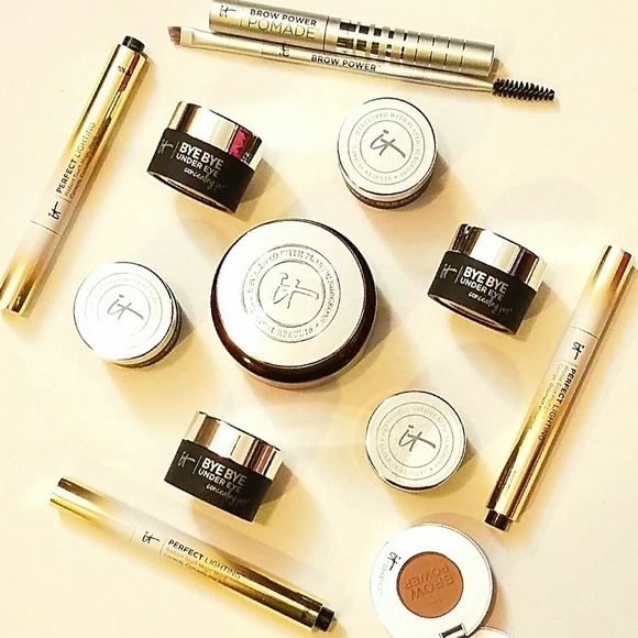 IT Cosmetics - Picture 1 of 8