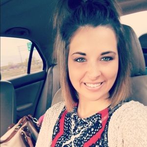 Meet your Posher, Loganne