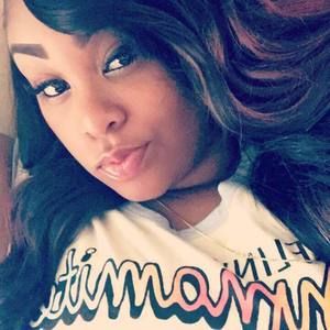 Meet your Posher, Elizabeth