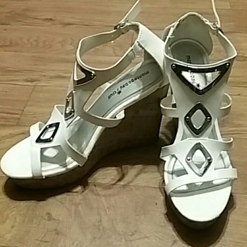 White Motego Bay Club Wedge Sandles