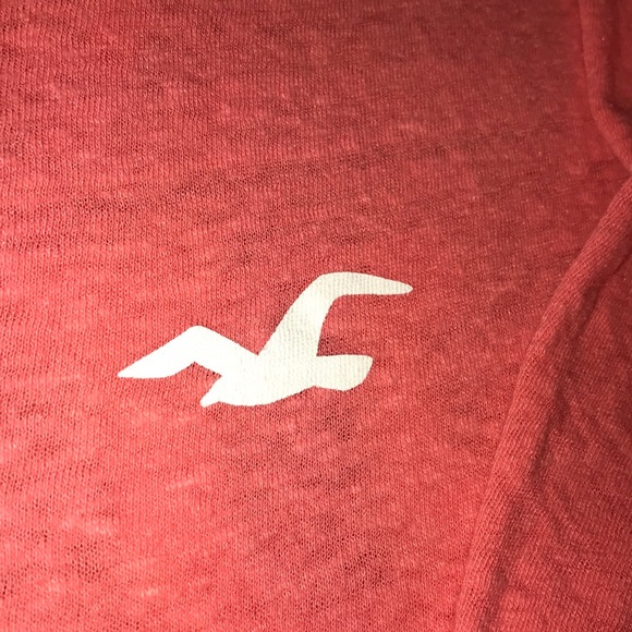 Cute pink Hollister 3/4 sleeve shirt - Picture 2 of 4