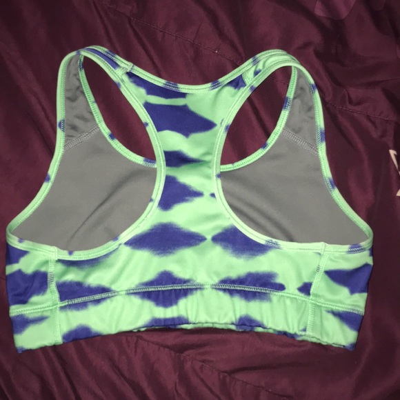 Nike Sports Bra - Picture 2 of 4