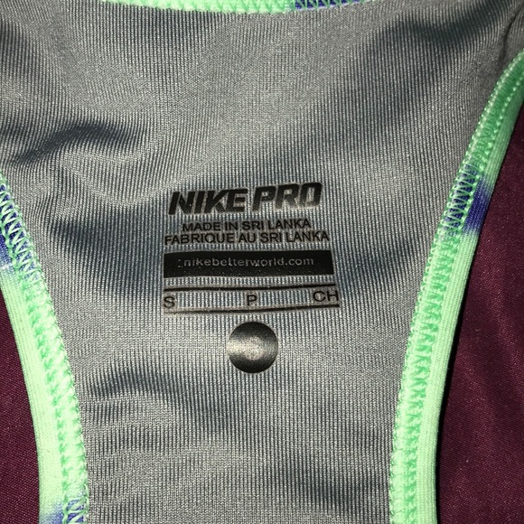 Nike Sports Bra - Picture 3 of 4