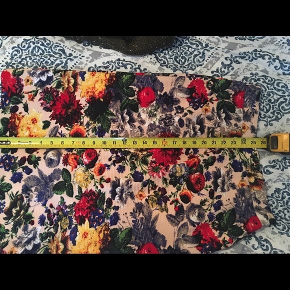 SOLD Stitch Fix Pixley Floral Skirt M NWT - Picture 6 of 7