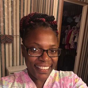 Meet your Posher, Lottie