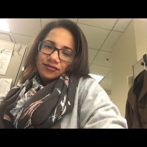 Meet your Posher, Aileen