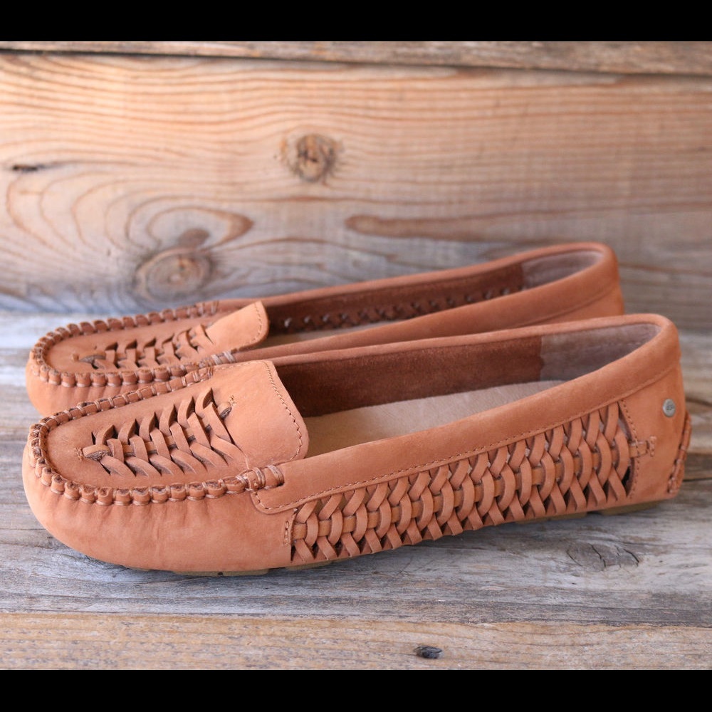UGG Chestnut leather loafers Sz 10