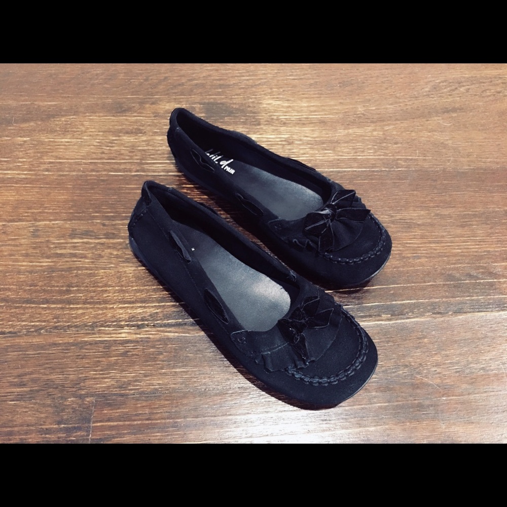 Wild Pair Black Flats