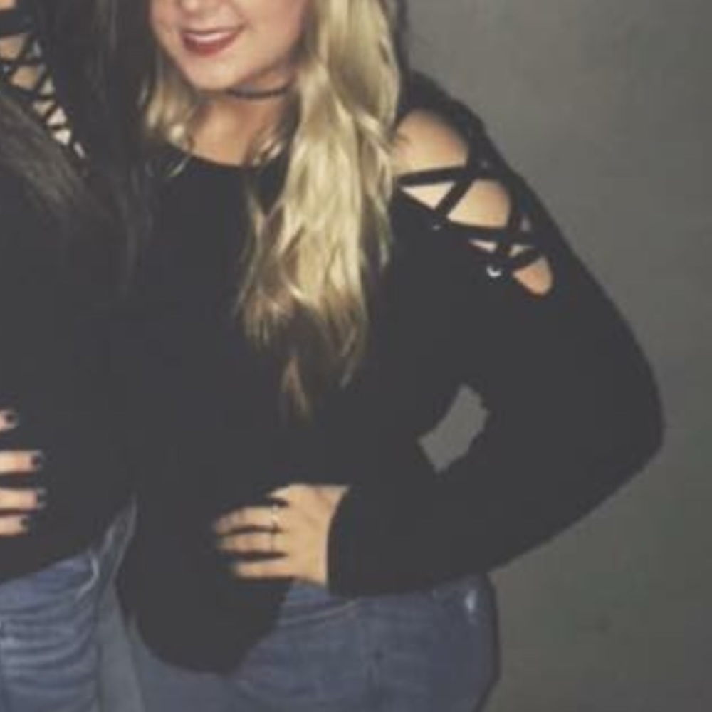 Black express sweater